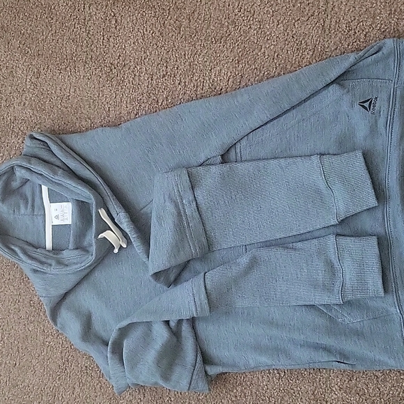 Pullover - Picture 3 of 3